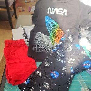 Sz 4T/XS NASA Black Rocket Tee, Red Shorts & Space Button Down